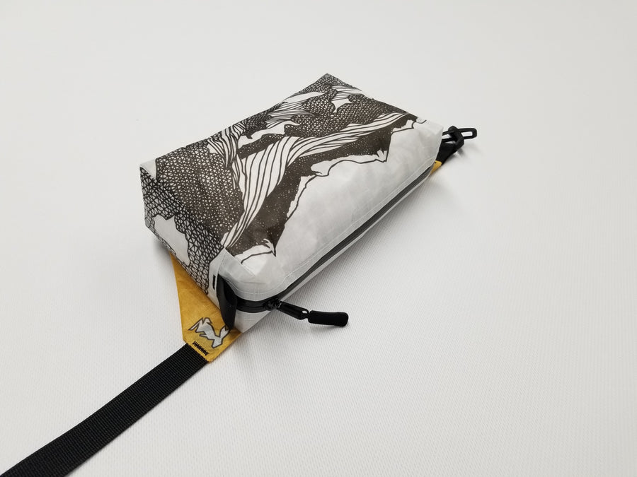 High Tail Designs - The Ultralight Fanny Pack - Low Poly