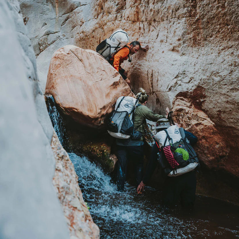 Hyperlite Mountain Gear - Junction (40L)