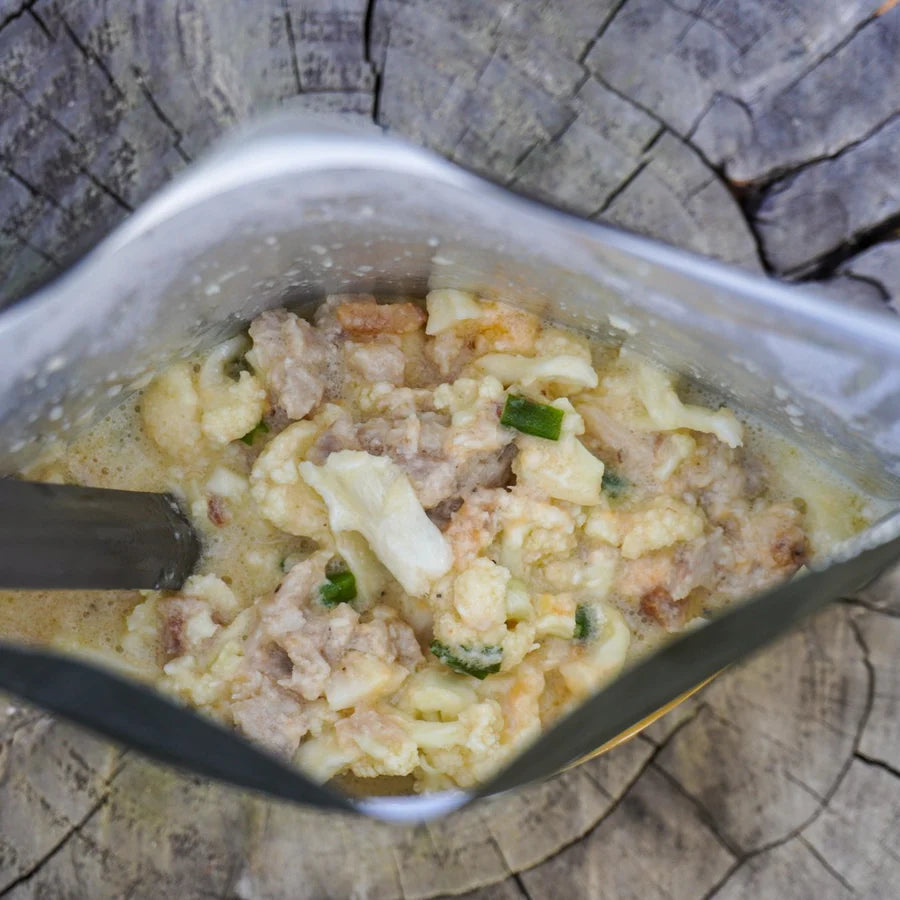 Flat Out Feasts - Freeze-Dried Creamy Chicken & Cauliflower: with Bacon