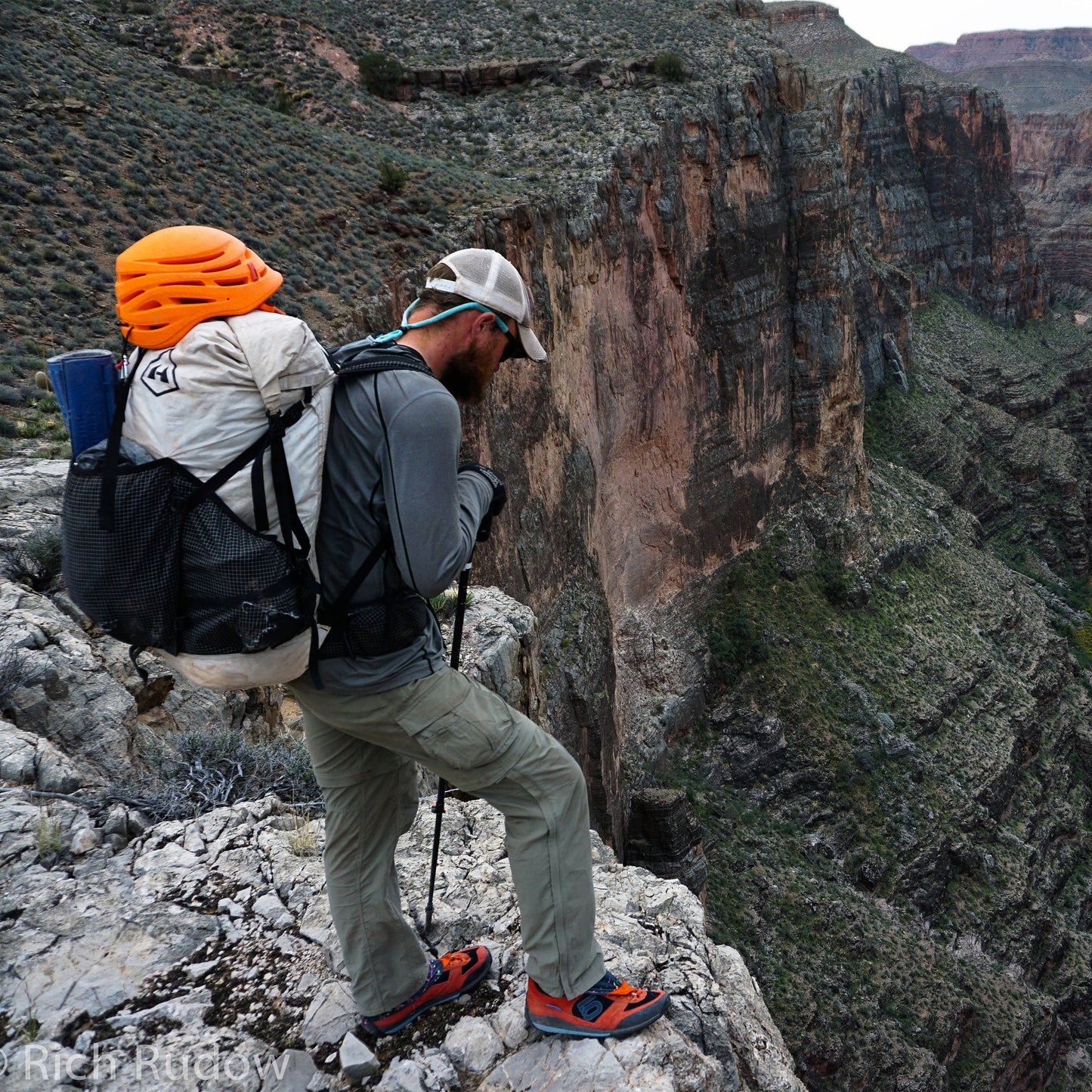 Hyperlite Mountain Gear - 4400 Southwest (70L) - Past Season