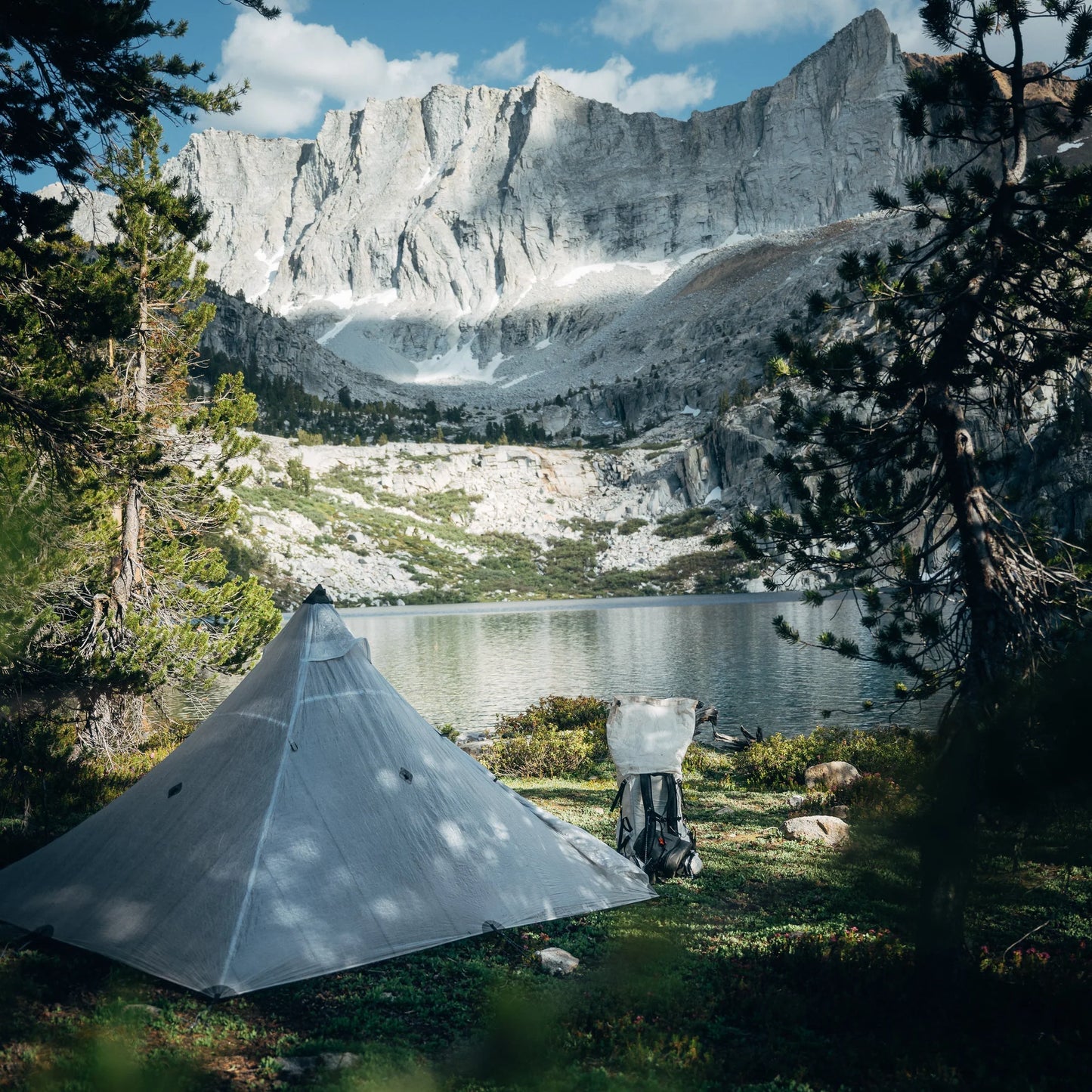 Hyperlite Mountain Gear - UltaMid 2 Pyramid Tent