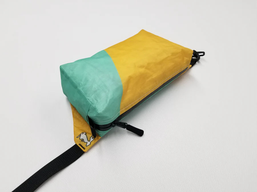 High Tail Designs - The Ultralight Fanny Pack "Canary Seafoam"