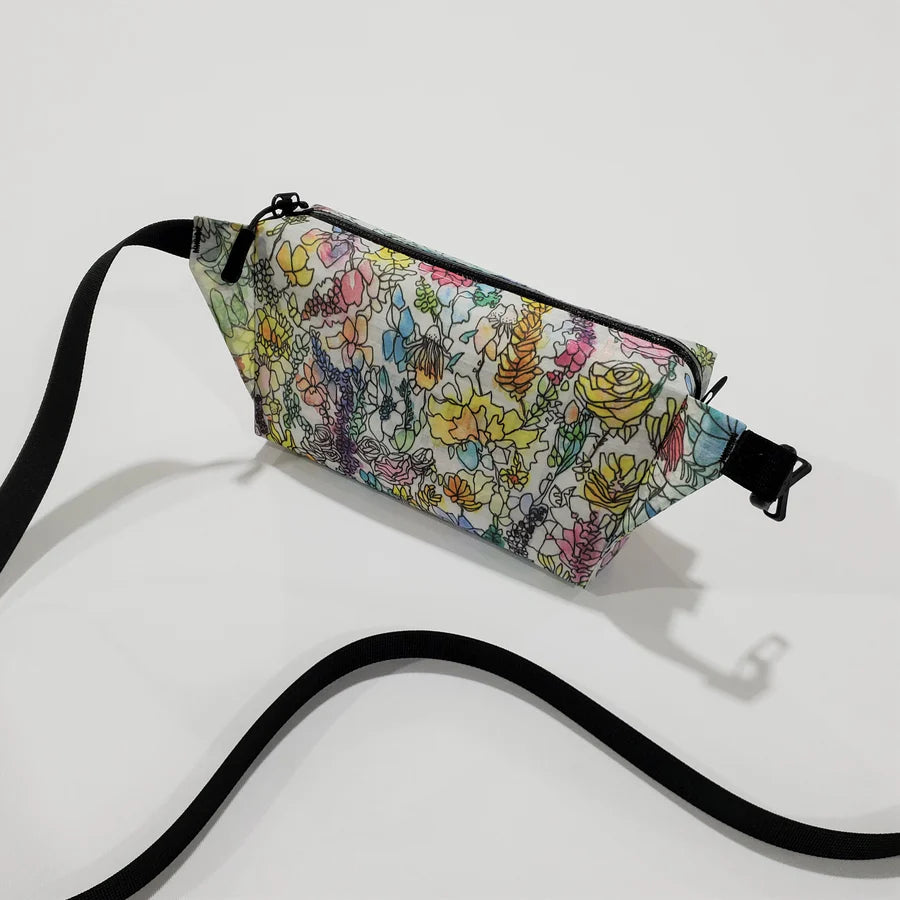 High Tail Designs - The Ultralight Fanny Pack "Wildflowers"