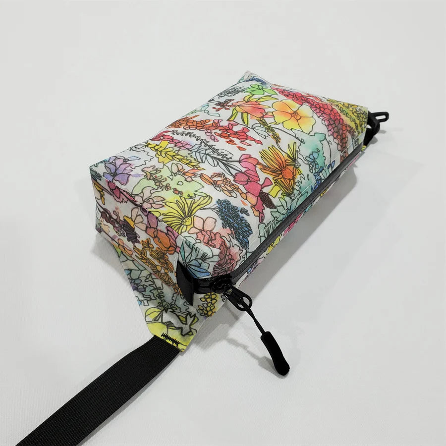 High Tail Designs - The Ultralight Fanny Pack "Wildflowers"