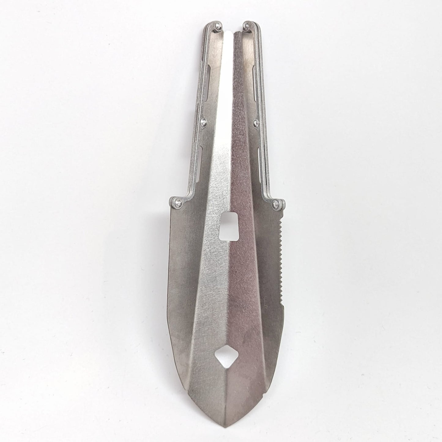 Suluk 46 - Hybrid Titanium Tark Trowel