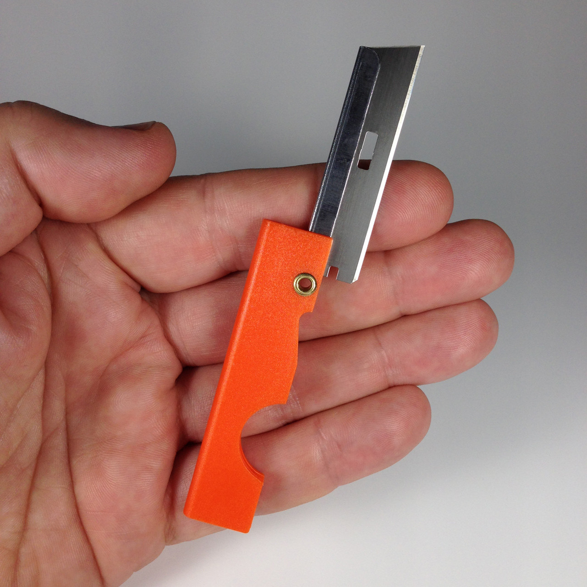 Derma Safe Razor Derma-safe - Folding Ultralight Razor Knife (Single) – Geartrade